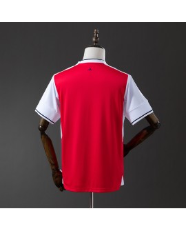 Maillot domicile rétro d'Arsenal 2016/17