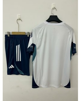 Tenue d'entraînement d'Arsenal pour la saison 2025/26