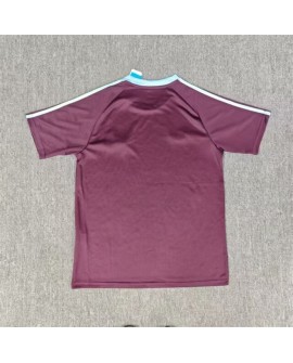 Tenue d'entraînement d'Aston Villa 2526