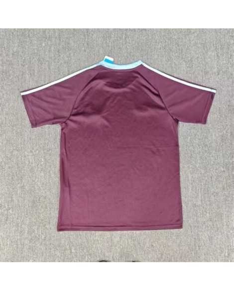Tenue d'entraînement d'Aston Villa 2526
