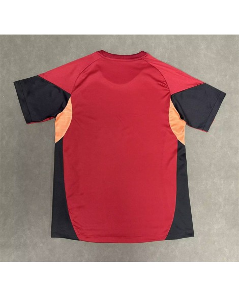 Tenue d'entraînement rouge de Liverpool 2526