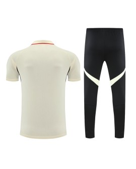 Tenue d'entraînement de Liverpool 2526 - Beige