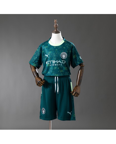 Manchester City – Saison 25/26 – Quatrième tenue extérieure – Enfant (Maillot + Short) Manchester City – Saison 25/26 – Quatrième tenue extérieure – Enfant (Maillot + Short)