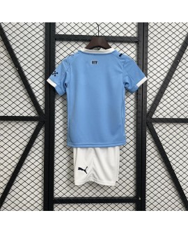 25/26 enfants Manchester City à domicile