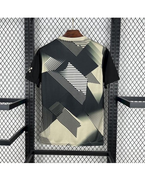 Maillot Manchester City 2025/26 version conceptuelle noir et jaune