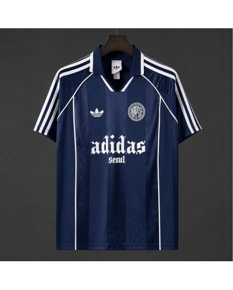 Maillot de football rétro Adidas Classic Collection 2026/27 - Bleu marine classique à trois rayures