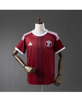 Maillot domicile du Qatar 2026