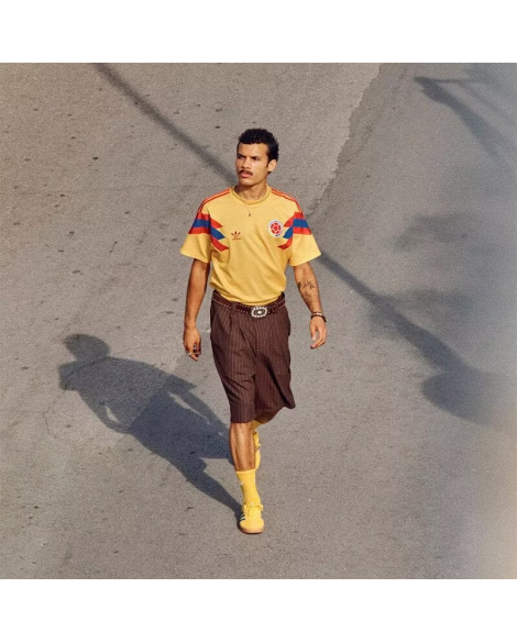 Maillot extérieur de la Colombie pour la Coupe du monde 1990 Maillot extérieur de la Colombie pour la Coupe du monde 1990