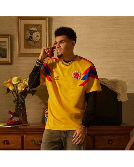 Maillot extérieur de la Colombie pour la Coupe du monde 1990 Maillot extérieur de la Colombie pour la Coupe du monde 1990
