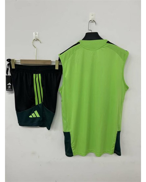 Tenue d'entraînement du Mexique 2627 - Verte (débardeur + short)