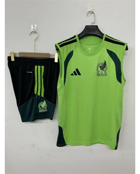 Tenue d'entraînement du Mexique 2627 - Verte (débardeur + short)