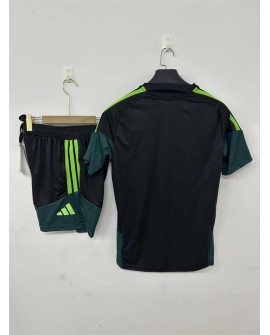 Tenue d'entraînement du Mexique 2627 - Noir (maillot + short)