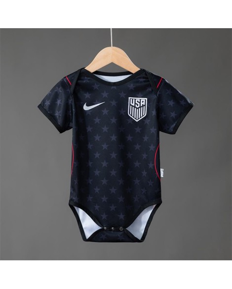USA Maillot extérieur 2026 - taille bébé