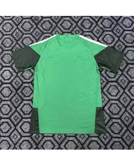 Maillot d'entraînement de l'Algérie 2526