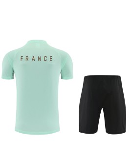 Maillot + short extérieur saison 26-27 France