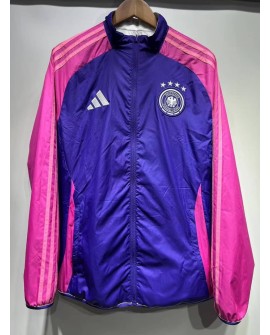 Veste coupe-vent à  Allemagne 2024 - Utilisation double face
