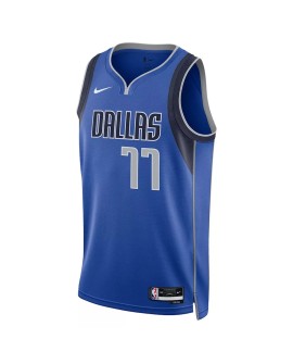 Maillot Swingman Nike Royal 2022/23 Luka Doncic #77 des Dallas Mavericks pour hommes - Édition Icon