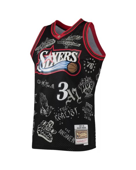 Maillot Swingman Allen Iverson #3 M&N des Philadelphia 76ers pour hommes, noir, 1997-98, Hardwood Classics Tattoo Swingman