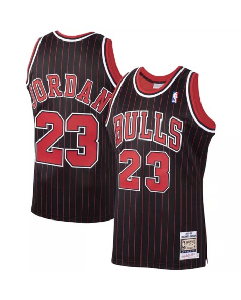 Maillot Chicago Bulls Michael Jordan #23 Mitchell & Ness noir Hardwood Classics 1995-96 pour hommes
