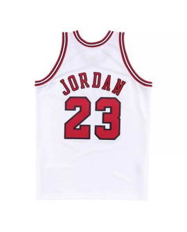 Maillot NBA Swingman rétro Chicago Bulls Michael Jordan #23 Nike blanc 1997/98