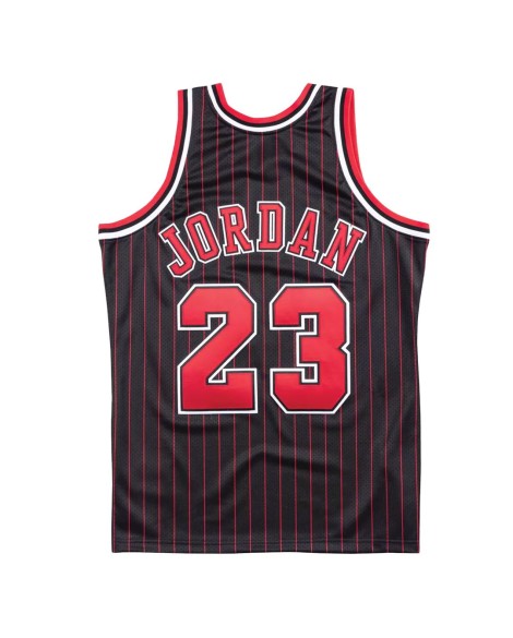 Maillot NBA Swingman rétro Chicago Bulls Michael Jordan #23 Mitchell & Ness noir 1996/97