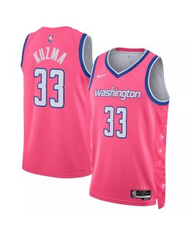 Maillot Swingman Nike Rose 2022/23 Kyle Kuzma #33 des Washington Wizards pour hommes - City Edition